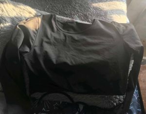 Chic Black Long Sleeve Crop Top