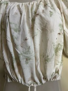 Floral Puff Sleeve Crop Top