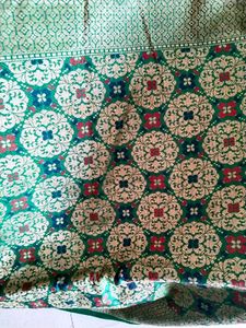 Green &amp; Purple Floral Saree