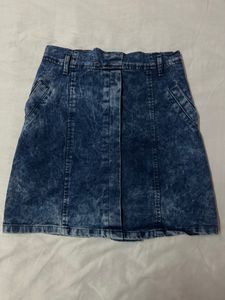 denim short skirt