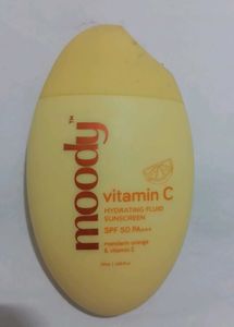 Moody Vitamin C Hydrating Fluid Sunscreen