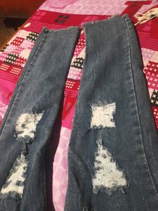 New Scratch Jean&#39;s At Rs350