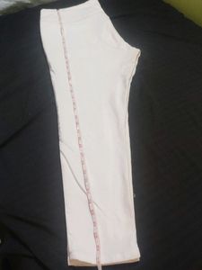 white high waist strechable jeans