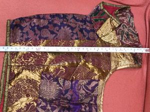 GentlyUsed GreenWithPurpleBorder  LeafPatternSare