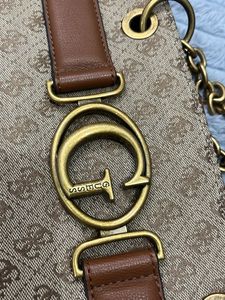 Viral Celebrity Guess Handbag Og (18000 Rs