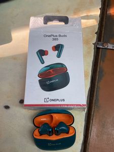 One Plus Earbuds Like New