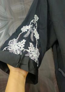 Korean Brand New Pretty Black Shrug ✨