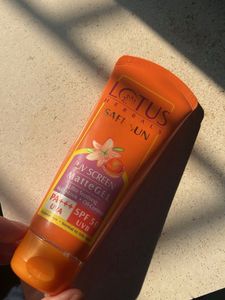 Lotus Herbals Sunscreen