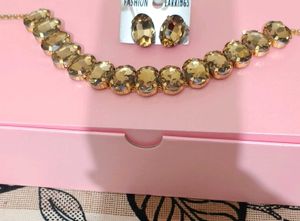 Trendy Necklace Set