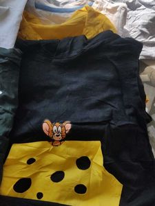 T-Shirt Bundle - Stylish &amp; Versatile