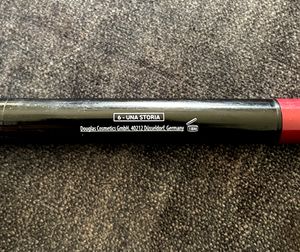 Imported Douglas Heaven Soft Matte Lipstick