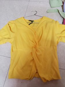 Yellow Twist-Front Top