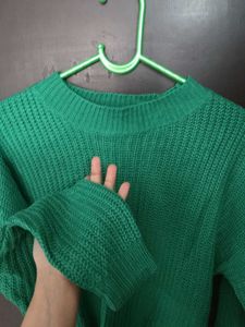 shein Green Knit Cropped Sweater fits S/M