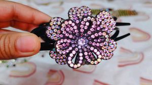 Flower Hair Clutch