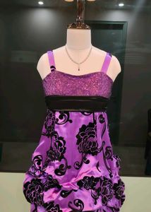 💥 Price Drop💥 Cocktail Puffed Hem Dress