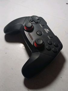 GB300 PRO V2 WIRELESS CONTROLLER