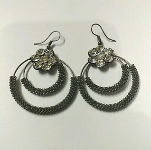 Hoop Earrings with Rhinestone Flower