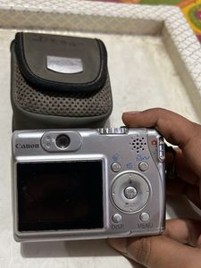 Canon Powershot A530 Camera 5 Mega Pixels