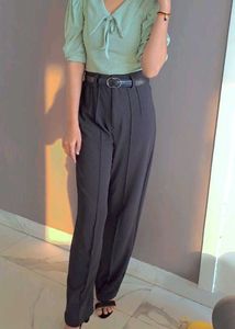 A Black trouser🖤