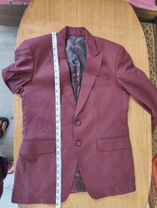 Coat Pent With Basket