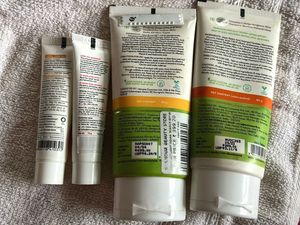 mama earth vitamin  c moisturiser, sunscreen