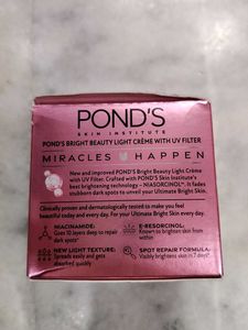 Pond&#39;s bright beauty day cream