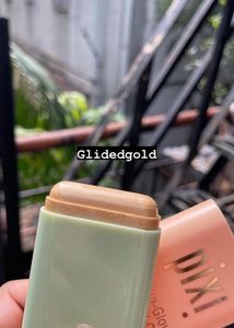 Pixi On-The-Glow Moisture Stick