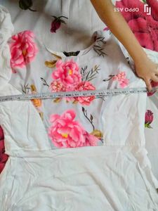 women kurti and dupatta set