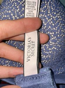 Victoria&#39;s Secret Body by Victoria Lined Demi Blue