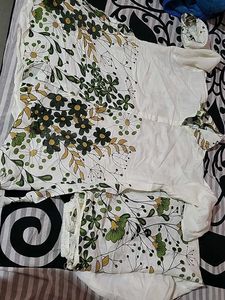 Floral Printed Kurta Set XXL one time used