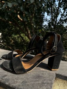 Used Black Open Block Heels 🩶