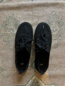 H&amp;M Black Shoes New Without Tag