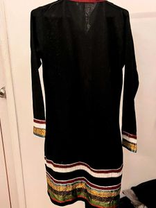 Elegant woolen Black Kurti with Embroidery size m