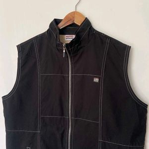 Vintage Black Sleeveless Puffer Vest