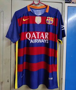 FC Barcelona 2015-16 Home Kit. Size: M With Messi Print At The Back!