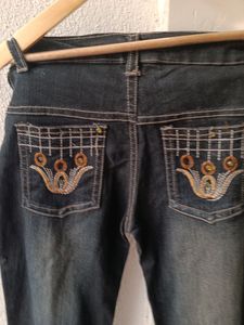 Nice Jeans For College Going Girl