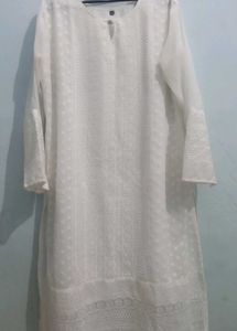 XXL White Embroidered Kurti NEW