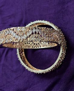Jarkan bangles
