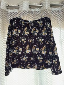Floral Print Long Sleeve Top