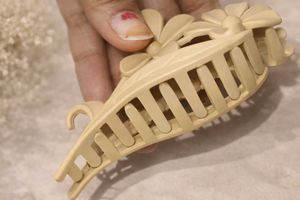 Floral Hair Claw Clip