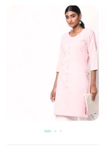 Avaasa Elegant Pink Chikankari Kurta