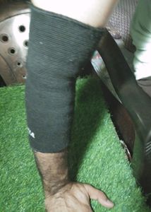 Elbow And Ankle कोहनी व घुटना Supporting