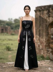 Elegant Black Maxi Dress