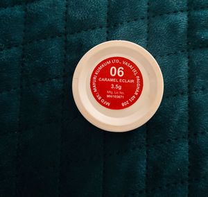 Insight Blusher - Shade Caramel Eclair 06