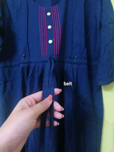 nevi blue feeding gown.