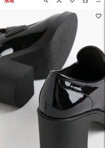 H&amp;M Black Heeled Loafers