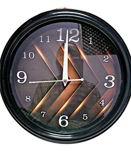 Brown Wall Clock 🥄