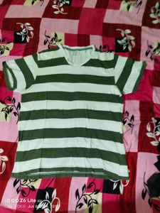 2 Tshirt L Size