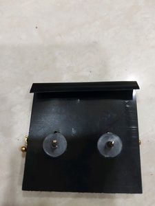 Ear Tops
