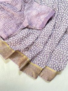 Elegant Printed Saree With Blouse